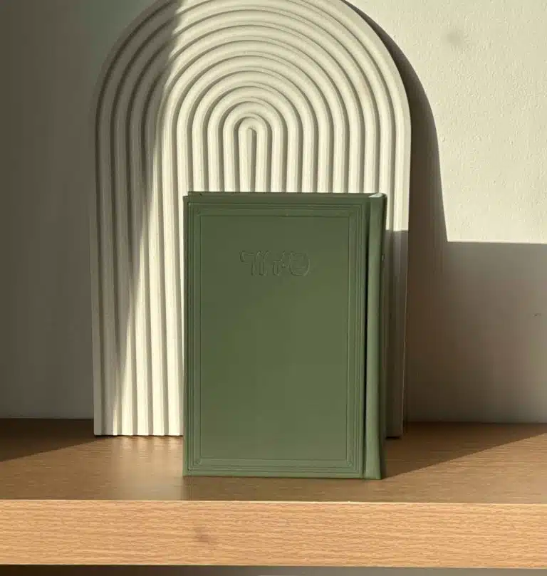 Smooth arrangement - green